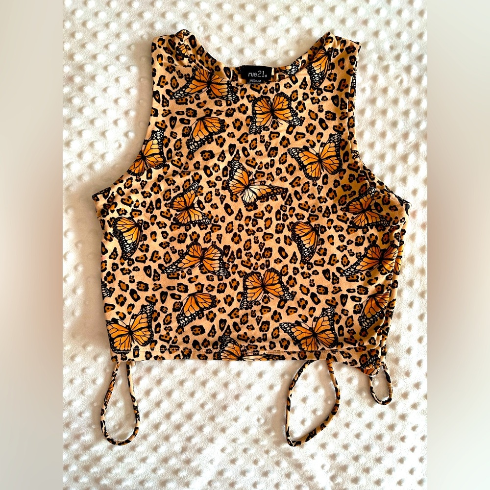 Leopard print butterfly crop top with peak a boo back Medium